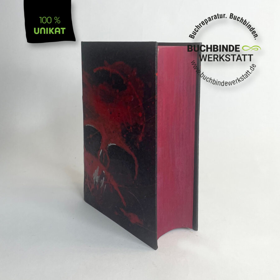 Buchkunst aus Taschenbuch