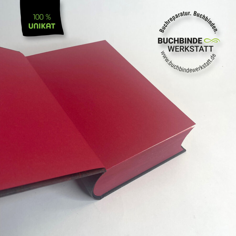 Buchkunst aus Taschenbuch