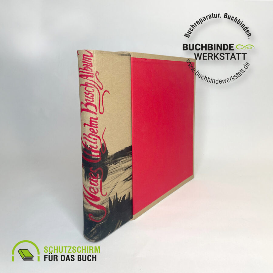 Schuber zum Schutz eines Buches