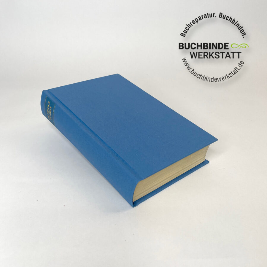 Buchumschlag beschädigt und reapriert