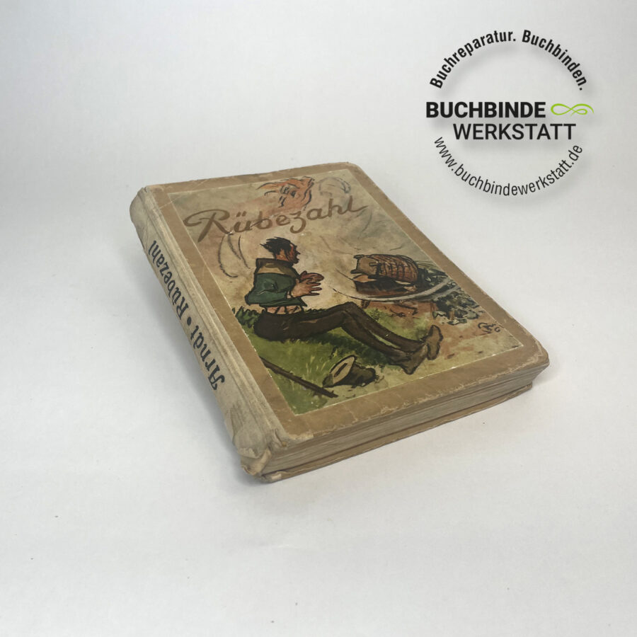 Buchumschlag beschädigt