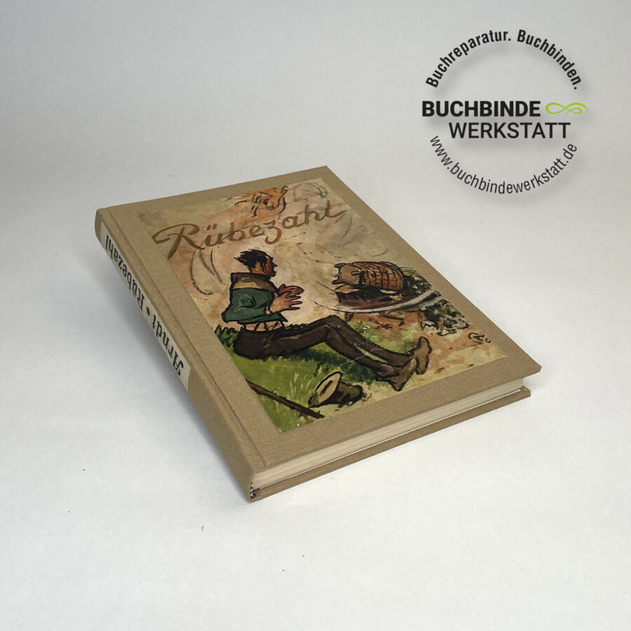 Buchumschlag beschädigt und repariert
