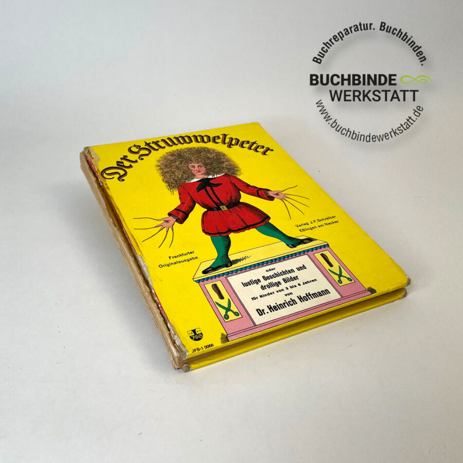 Buchreparatur: <p><strong>Buchrücken ist beschädigt</strong>