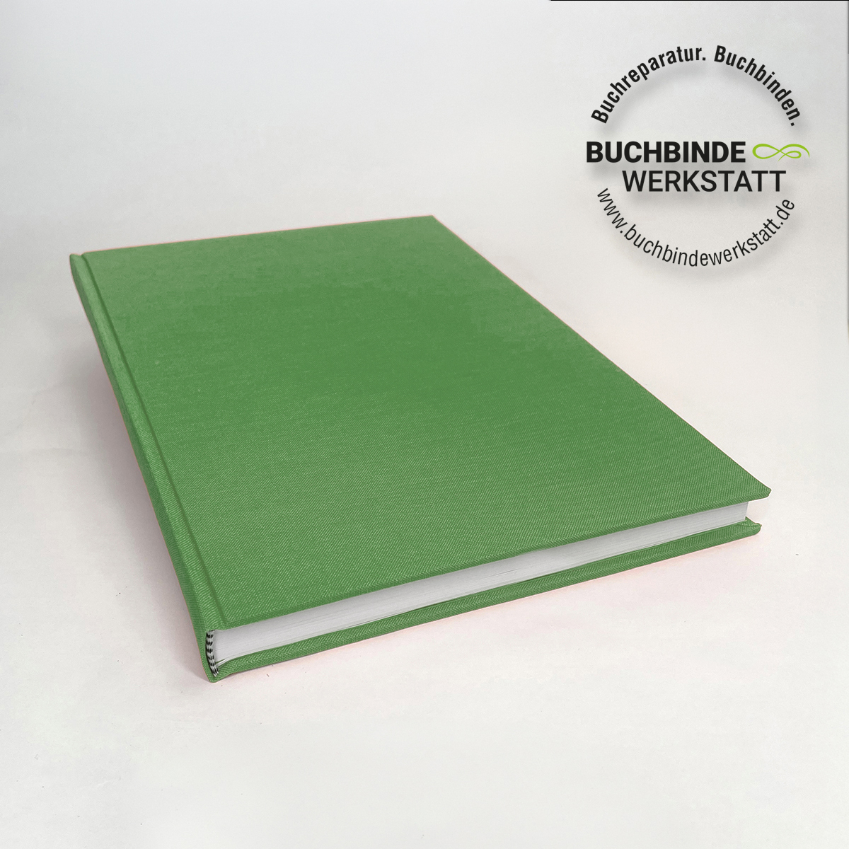 Buch aus losen Seiten als Ganzleineneinband