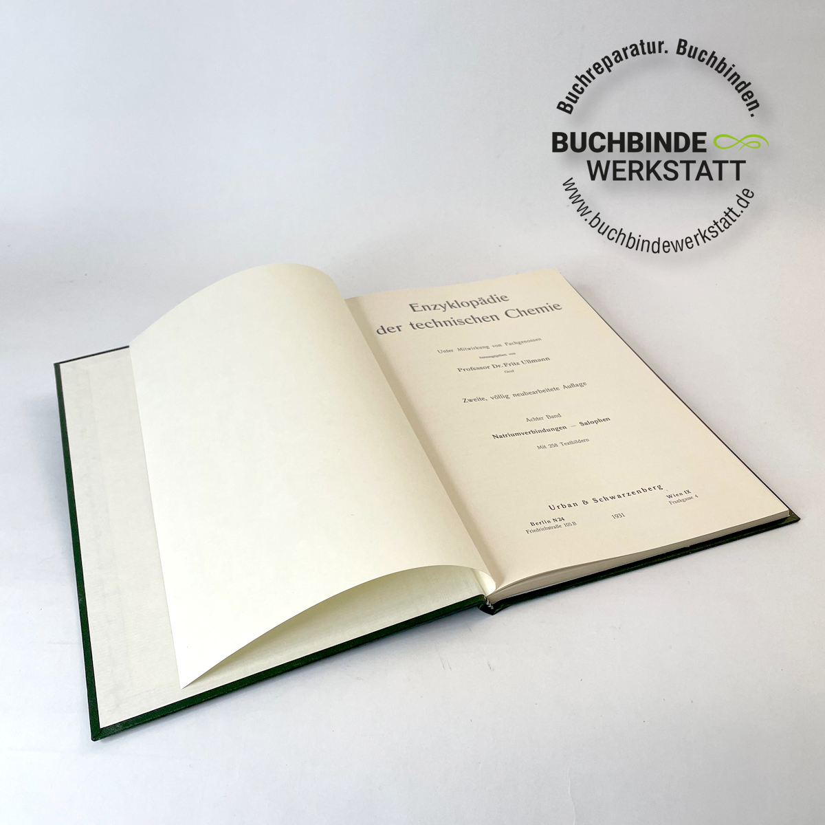 Buch aus losten Seiten als Ganzleineneinband