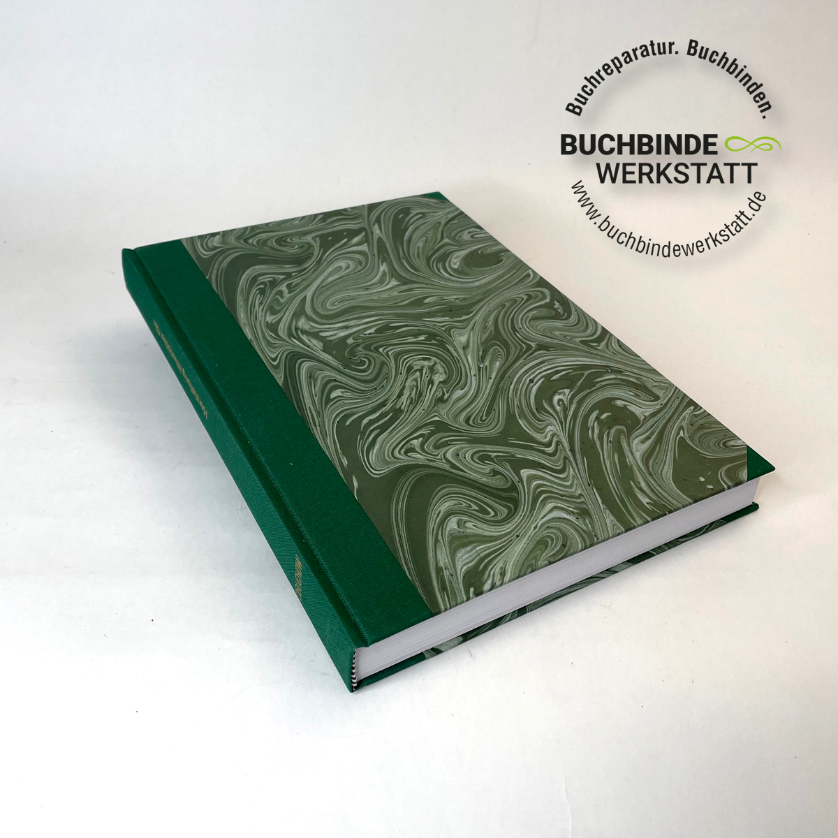 Buch aus losen Seiten