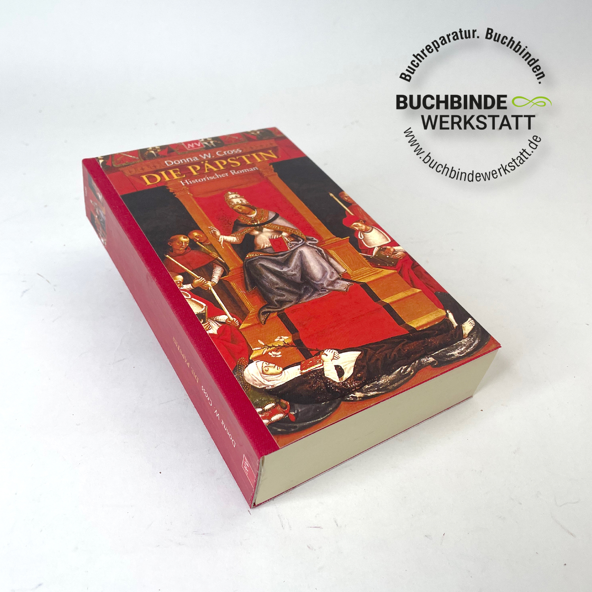 Taschenbuch beschädigt und neu binden lassen